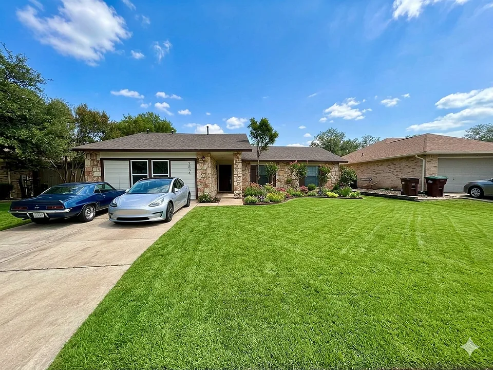 7534 Lincoln Village Dr