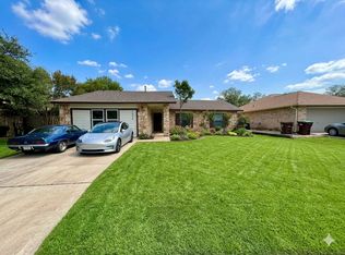 7534 Lincoln Village Dr, San Antonio, TX 78244