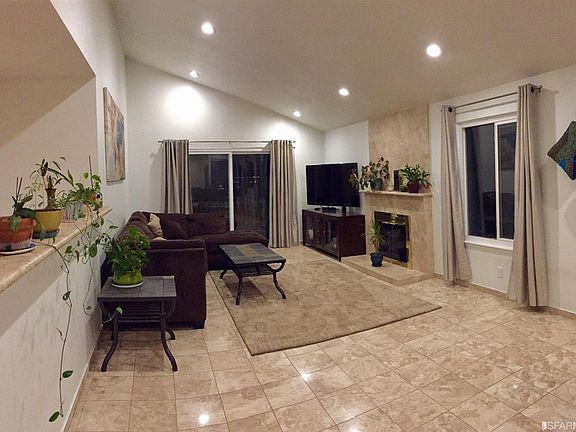 3rd image of 123 Valleyview Way