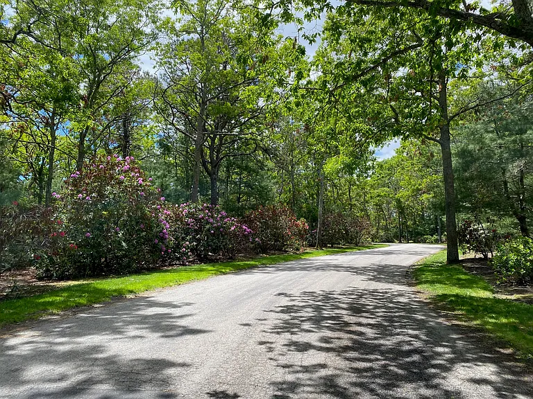 195 Falmouth Rd #12E — Photo 22