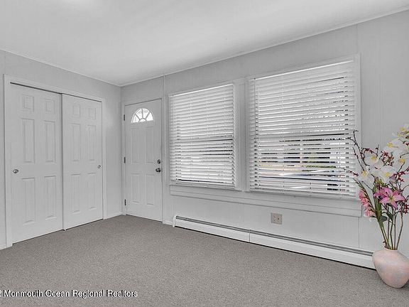 3rd image of 1865 Hovsons Blvd