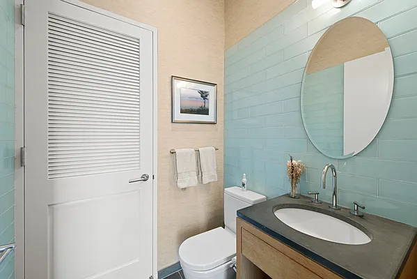 Sold by SERHANT. | media 8