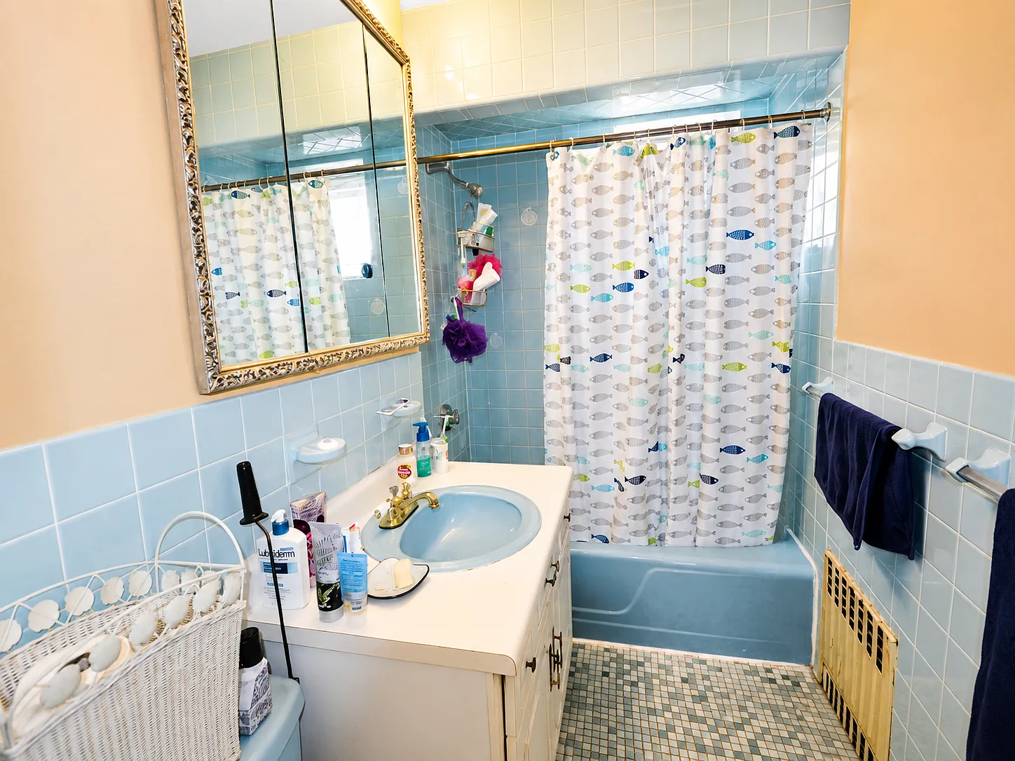 4 bed, 1800 sqft, $5,200 — Photo 2