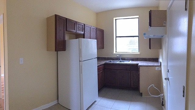 1st image of 370 E 60th Street # Fl 1ST