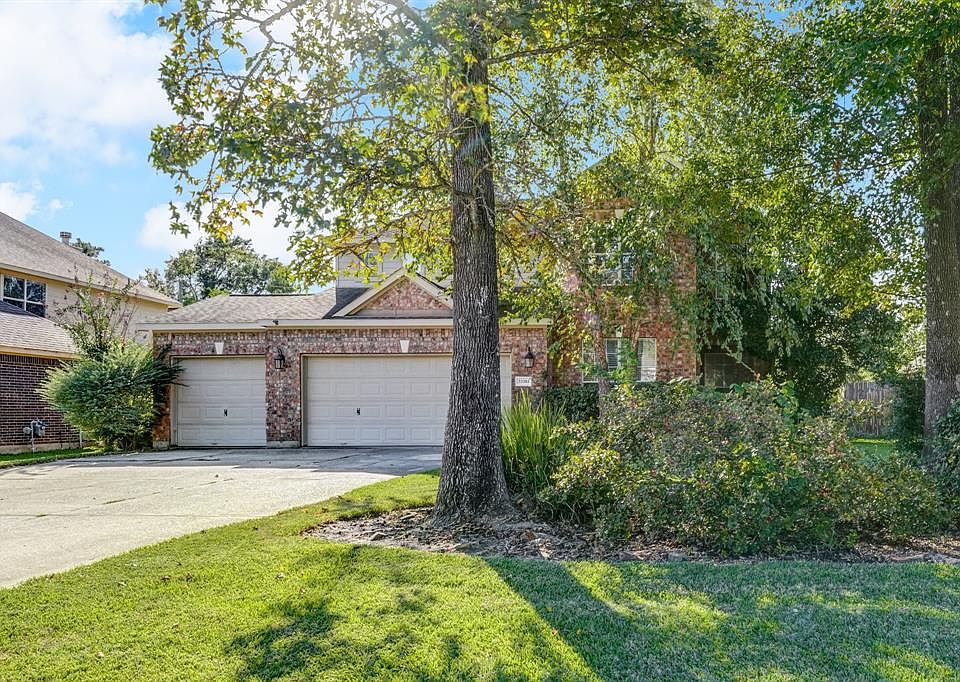 1st image of 33303 Greenfield Forest Dr