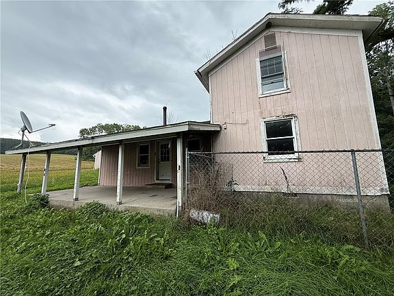 5th image of 201 Oak Hill Rd