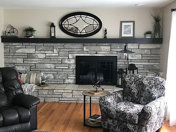 Gas fireplace 