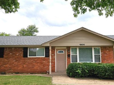 1800 S Jensen Ave, El Reno, OK, 73036