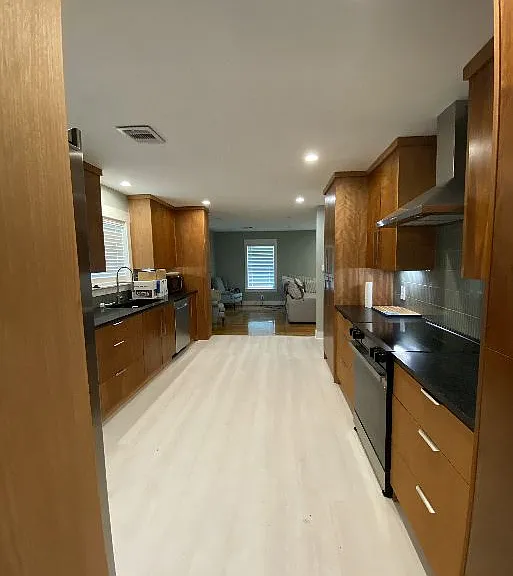 3806 Oaklawn St #C — Photo 5