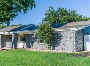 429 S 25th St, Clinton, OK 73601