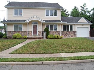 18-03 Hunter Pl, Fair Lawn, NJ 07410