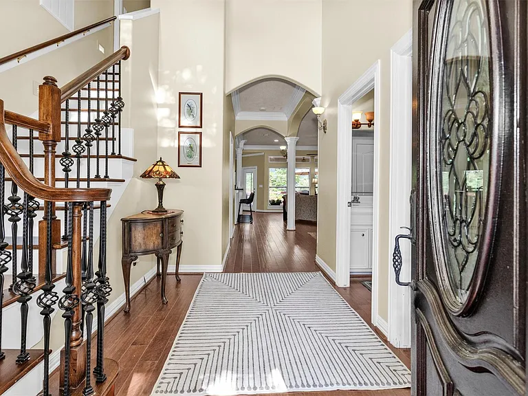 1502 Wimbledon Dr — Photo 5