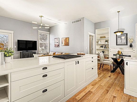 5th image of 11687 Newton Street