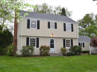 17 Richmond Rd, West Hartford, CT 06117