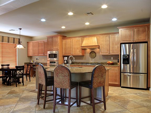 4th image of 21707 N 39th Pl