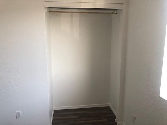 5th image of 2132 W Glenrosa Ave