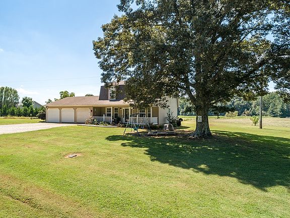3rd image of 3301 County Road 55