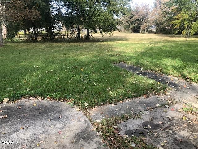 1st image of 10044 Fournier Ave