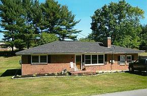 1st image of 2323 Hillrise Ave