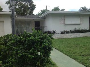 7230 Allen Dr, Hollywood, FL 33024