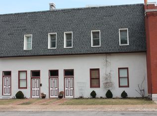 2416-2418 S 12th St #B, Saint Louis, MO 63104