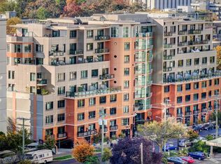Jukebox Victoria, Victoria, BC V8V 0C9
