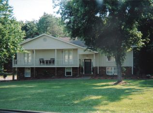 1105 Cloud Peak Ct, Kernersville, NC 27284