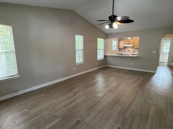 1936 Secret Harbor Ct, Tallahassee, FL 32303