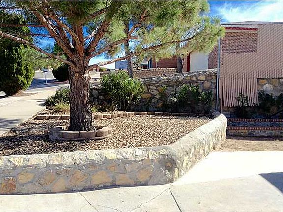 4th image of 10804 John Schlee Ct #B