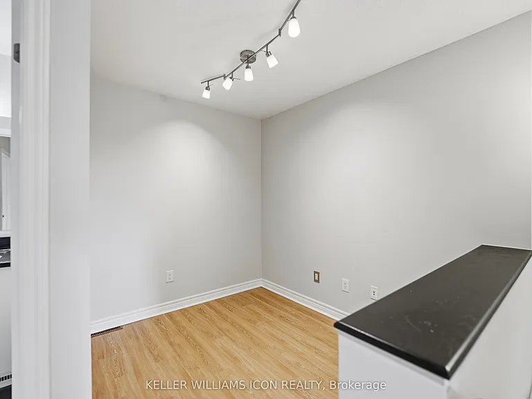 689 B Sue Holloway Dr — Photo 16