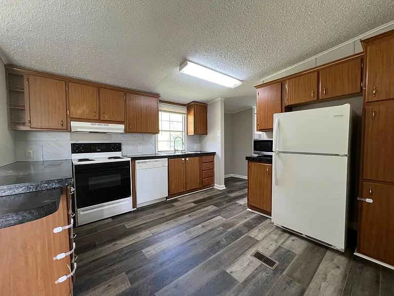 253 Chicken Ln — Photo 25