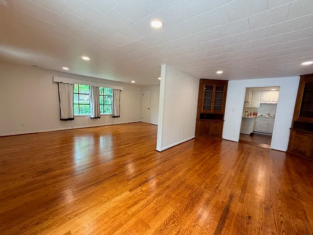 3617 Littlestown Pike — Photo 9