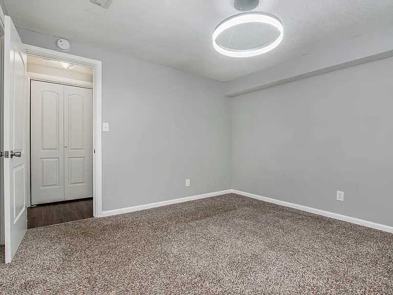 4119 Mission Rd #7 — Photo 17