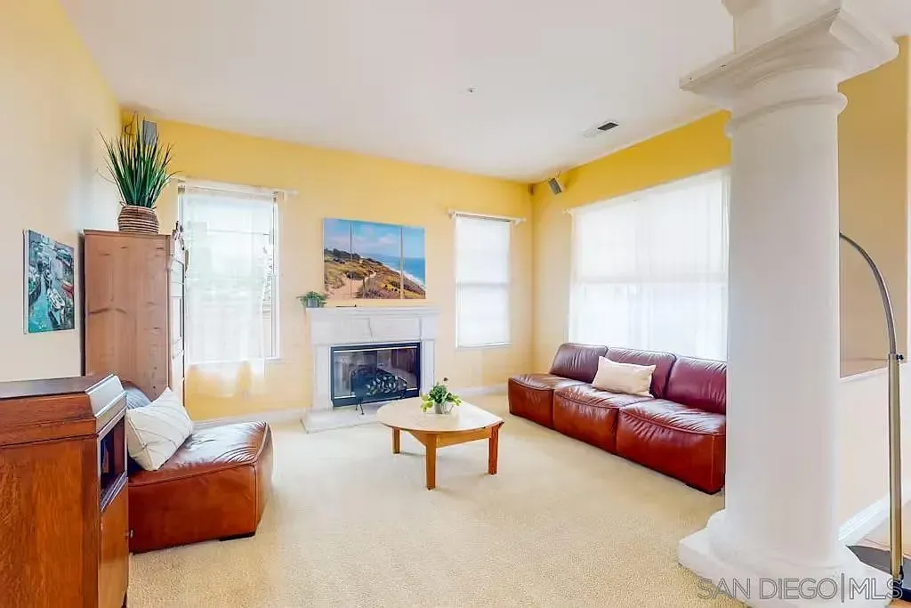 4 bed, 3.0 bath, 3199 sqft, $13,900 — Photo 2