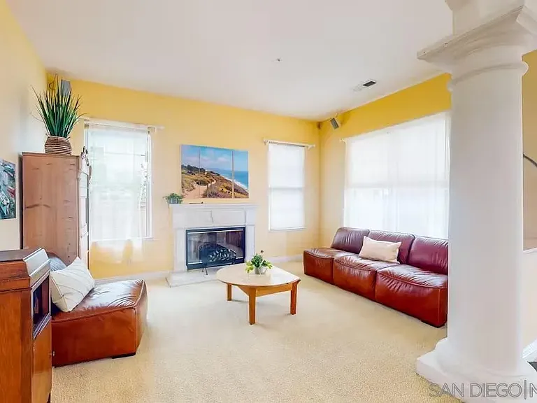 863 Starflower Rd — Photo 2