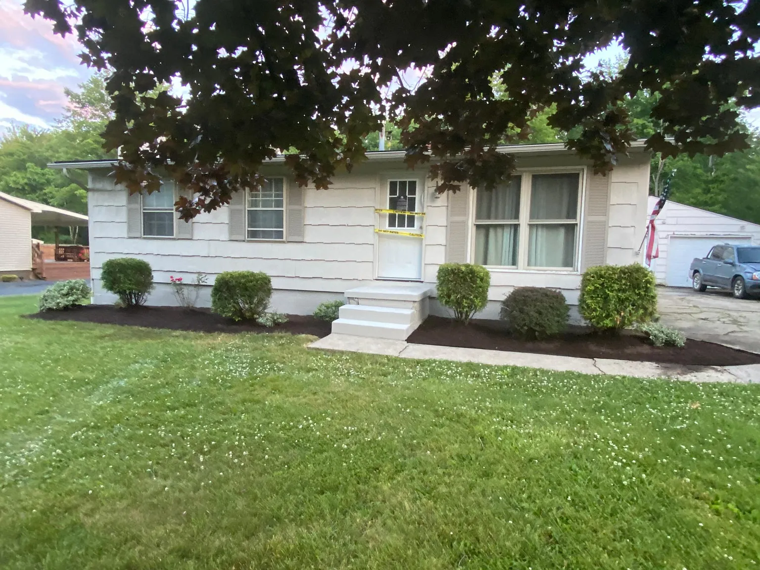 1062 Prince Dr — Photo 4