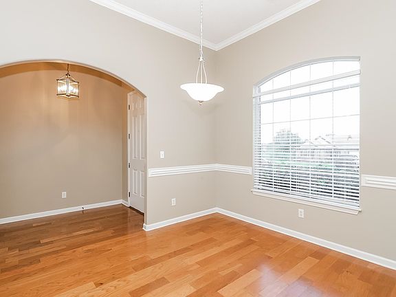 4th image of 10242 Needle Pine Dr