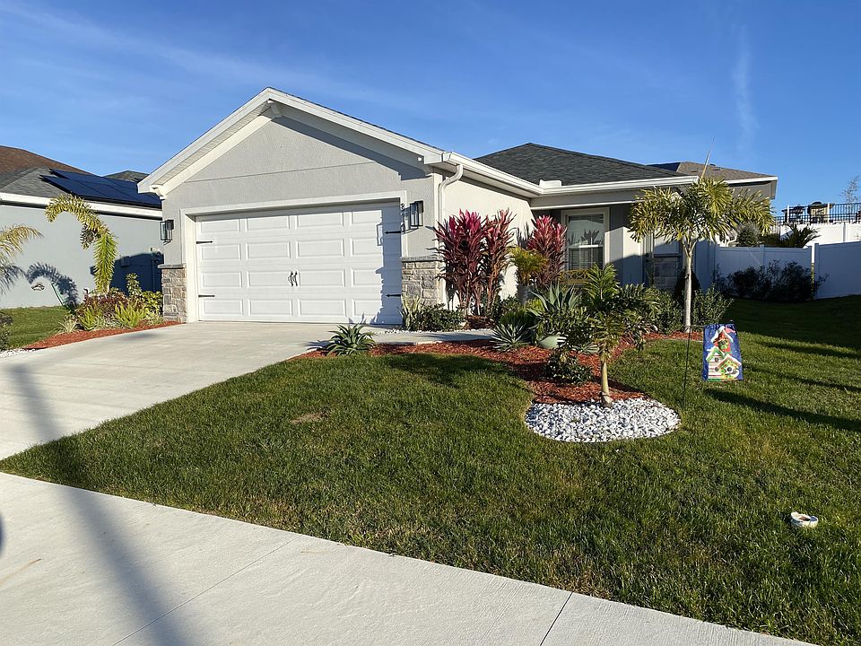 1st image of 310 Pentas Ln