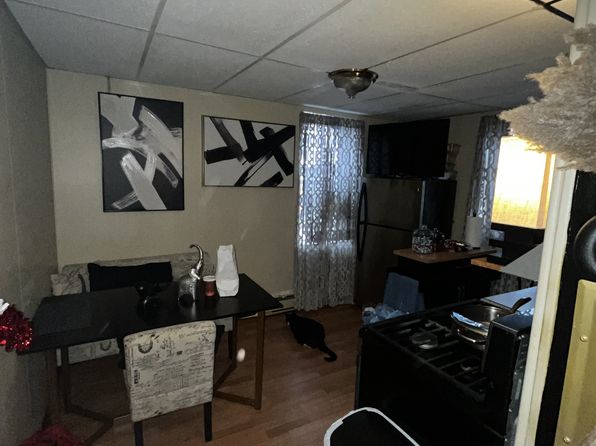 2027 E Madison St FLOOR 2