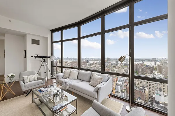 Sold by Compass | media 6