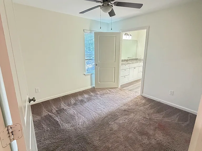 3445 Frazier Ave — Photo 10