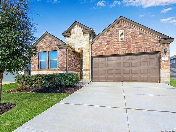 2nd image of 182 Landing Ln