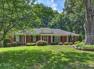 5215 Lansing Dr, Charlotte, NC 28270