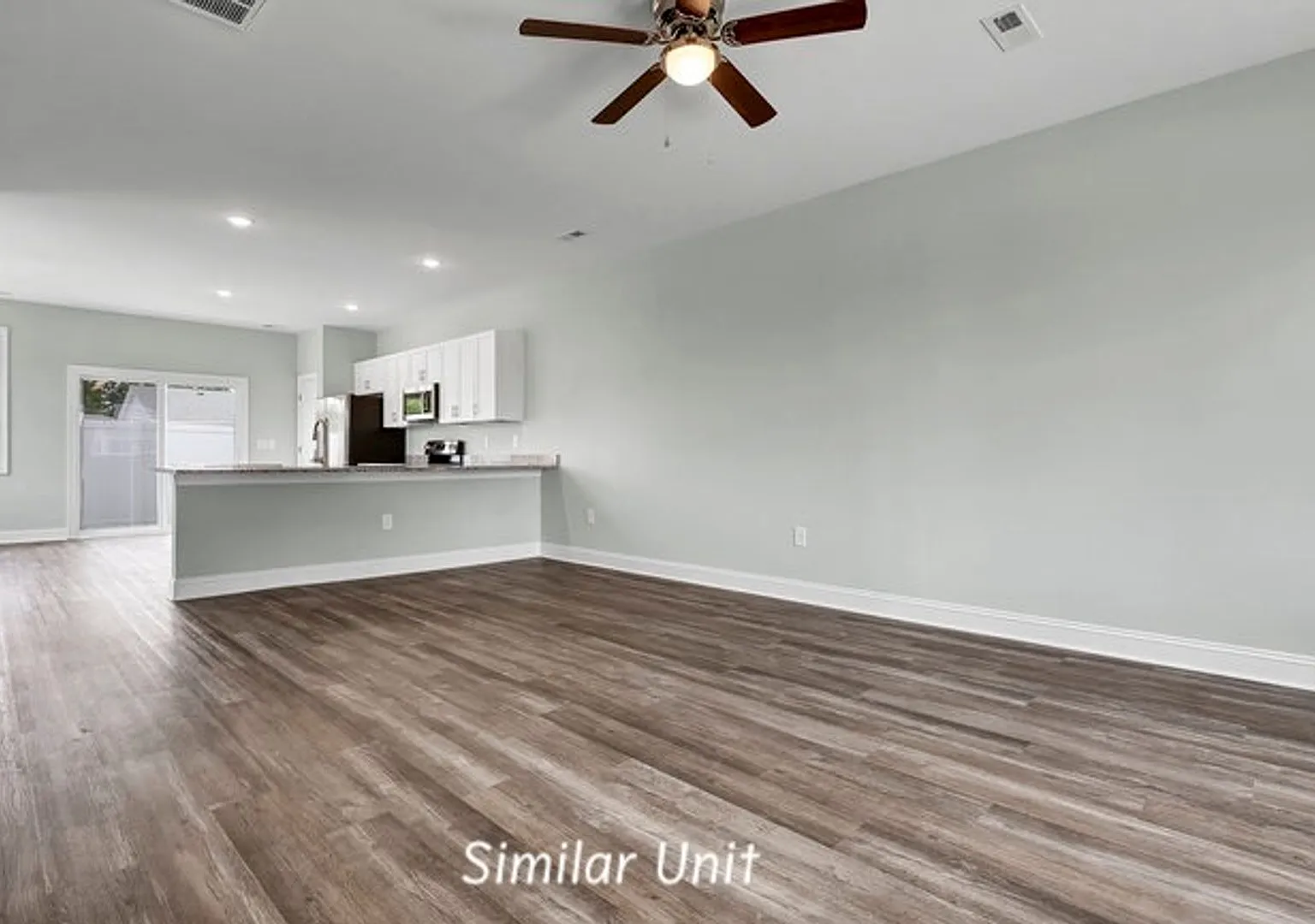 305 Starfish Ln, Sneads Ferry — Photo 2