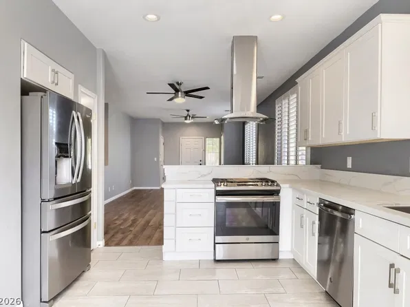 10961 Calistoga Springs Ct, Las Vegas, NV 89144