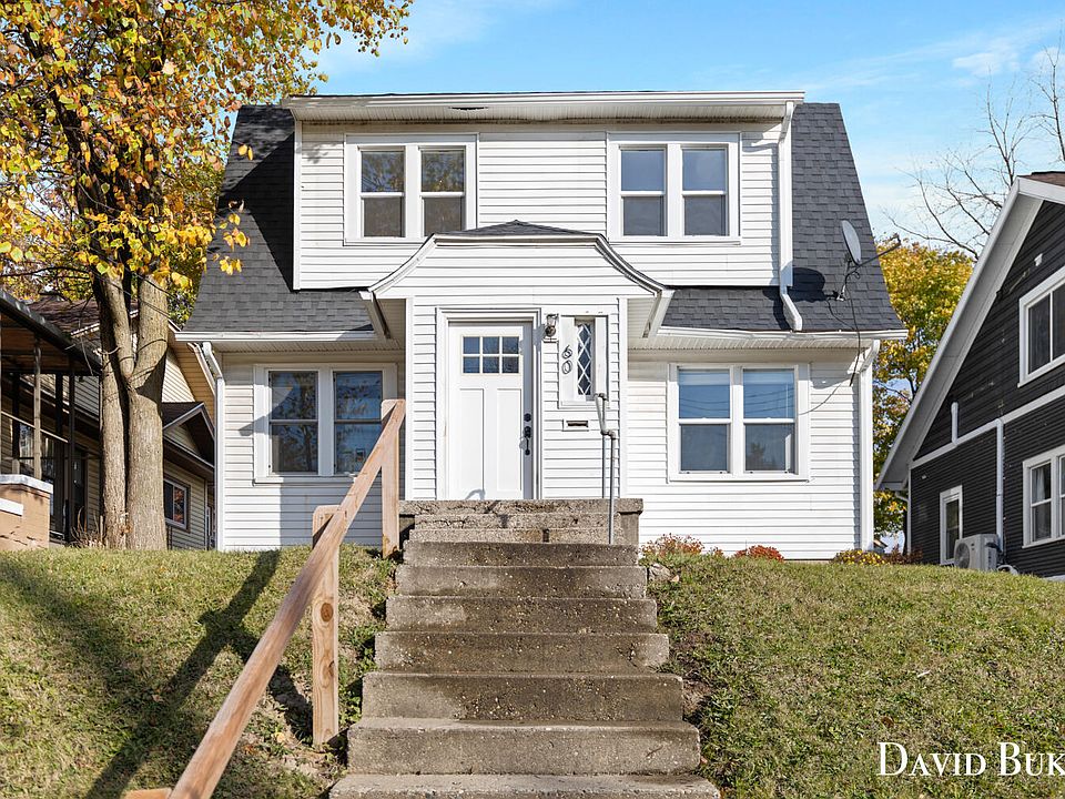 1st image of 60 Fuller Ave NE
