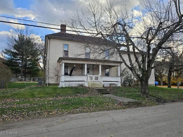 109 W College St, Scio, OH 43988