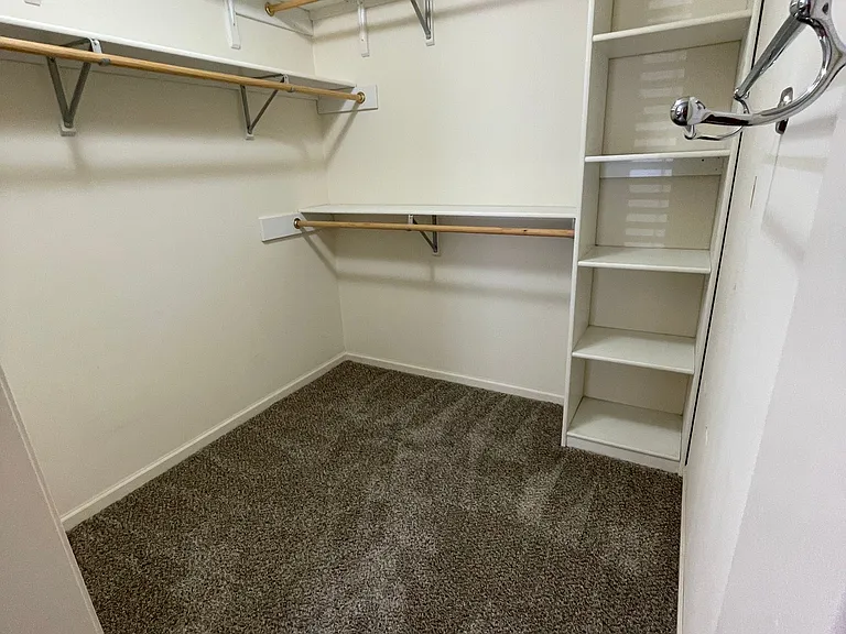 2100 Cherry Hill Dr #101 — Photo 7