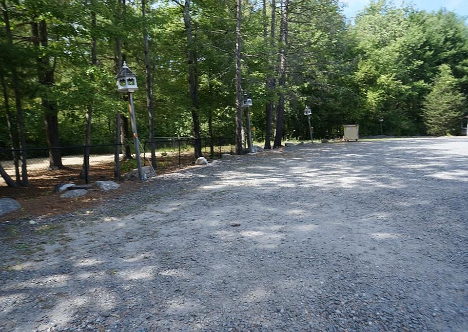 2nd image of 23 Gleasondale Rd