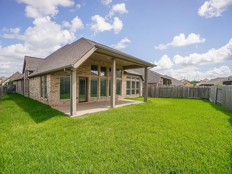 1215 Watercrest Park Ln — Photo 22